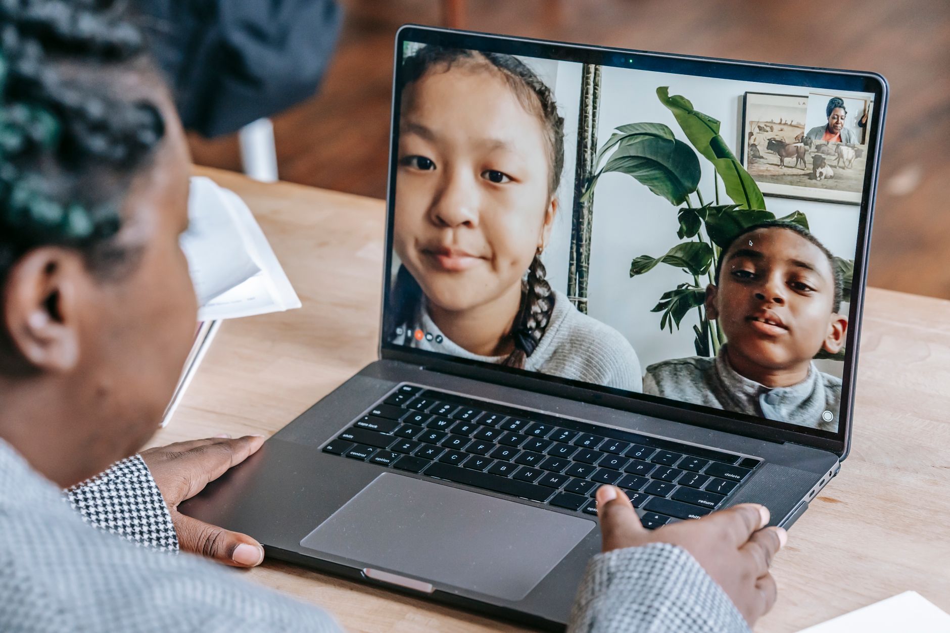 Google's AI Tips for Students: Gemini as Your Summer Tutor