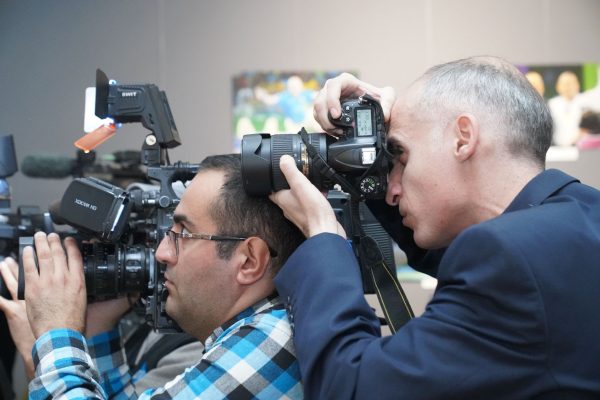 How News Organizations Are Using AI to Actually Report Better
