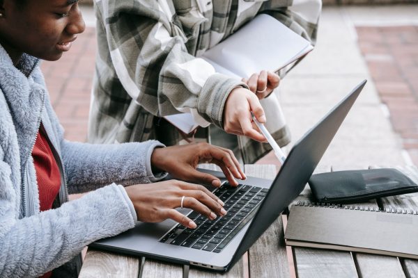 Google Gives College Students a Free Year of Gemini AI